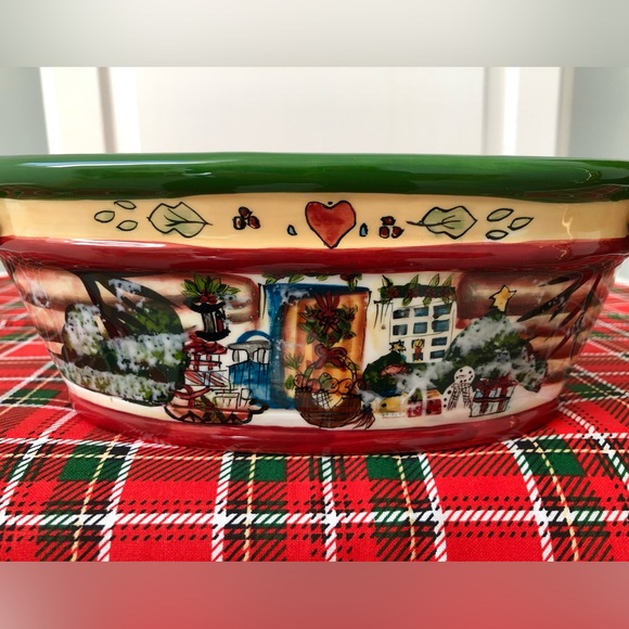 Vintage Ceramic Christmas Deep Baking Dish with Handles - Picture 2 of 7